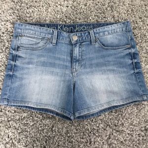 Calvin Klein boyfriend Jean Shorts
